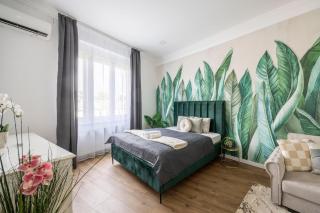 Luxy Central Spacious & Cozy Residence with Balcony - Boedapest - 0