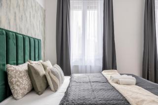 Luxy Central Spacious & Cozy Residence with Balcony - Boedapest - 1