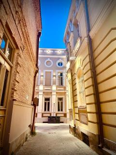SPECIAL Deal - Tbilisi - 7
