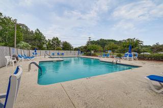 Pool Access & 2 Mi to Ocean: Myrtle Beach Condo! - 9