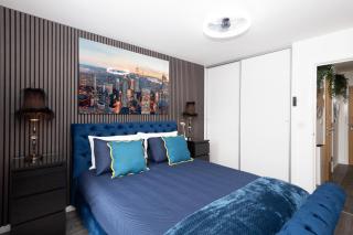 The East Retreat - Manchester - 7