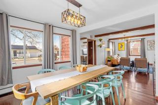 Renovated 5BR 2BA AC Quiet Retreat Home - 1