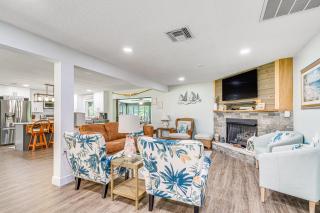 Crystal Water Escape with Private Outdoor Oasis - Crystal River - 7
