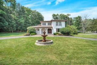 Mediterranean Villa - Monroe - 9