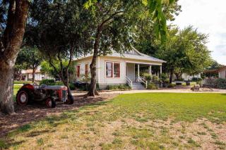 #14 The Country Suite at Garrison in Gruene - New Braunfels - 1
