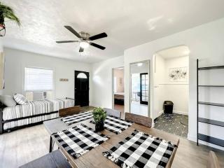 Fairy Tale 1br Pet Friendly Budget Bliss - Orlando - 8