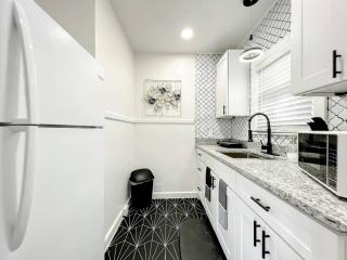 Fairy Tale 1br Pet Friendly Budget Bliss - Orlando - 5