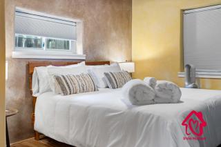 Charming Adobe Revival- An Irvie Home - Santa Fe - 8