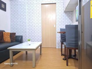 Stylish 1BR with Wifi and Queen size bed in Grace Res - Manila - 3