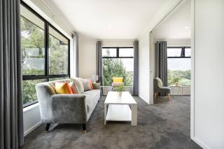 Riverview Retreat-4 bedrooms Brand New House In Hamilton - Hamilton - 2