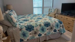 2BR/2BA condo Sienna Park - 9