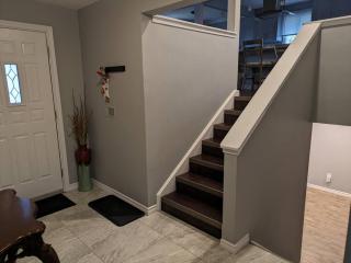 Full House - 5 Bed, 2 Bath - East - 2