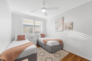 Sanctuary Court Unit 4 - 1