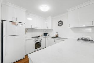 Sanctuary Court Unit 4 - 4