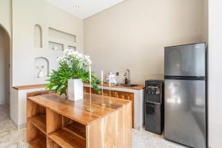 Villa Glentana - Rare 3br Villa with Full Rice Field Views and Sunset - Canggu - 6