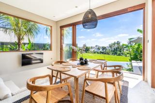 Villa Glentana - Rare 3br Villa with Full Rice Field Views and Sunset - Canggu - 0