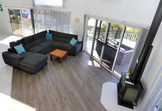 1 Hilltop Parade Qunaba - Windermere - 3