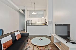 CozySuites - 1BR with Direct Skybridge Access #3 - Indianapolis - 8
