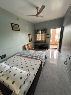 Lee home stay - Hampi - 2