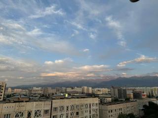 Квартира с Террасой с видом на Горы - Almaty - 3