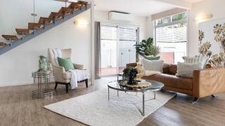 The Lookout Lounge - Pet Friendly, Pool, Great Views! - Coffs Harbour - 5
