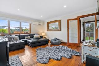 Beach Holiday Home-Close to Airport-3 Bed & 2 Bath - 0