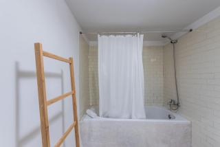GuestReady - Historic Courtyard Townhouse - Porto - 1