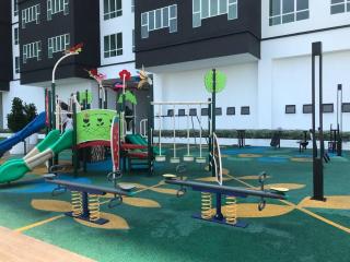 Sweet Hut Homestay Amber Cove 32Flr 2BR 6Pax - Malacca - 5