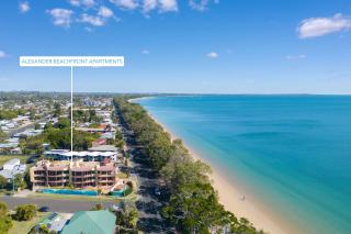 Alexander Beachfront Apartments - Hervey Bay - 9