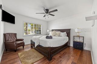 Coastal Home Near UCSB & Airport, Hot Tub, King Beds, Fast Wifi, Sleeps 6 - Santa Barbara - 3