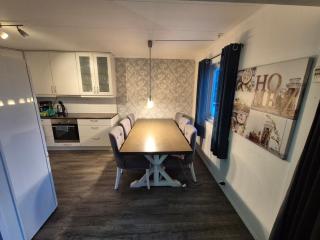 Lovely 4 bedroom house with the view of aurora - 6