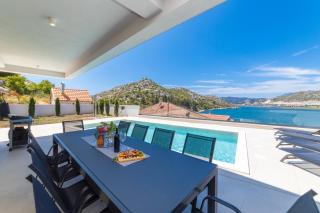 Familiy Villa Navis with heated pool - Rogotin - 6