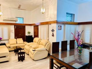 Aha Luxury Stay - 3BHK Villa with Garden & Parking - Udaipur - 6