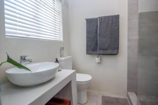 #Spacious Cozy Stay- Free parking - Stellenbosch - 8