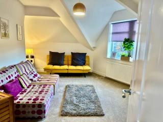 King’s Road Apartments - 9