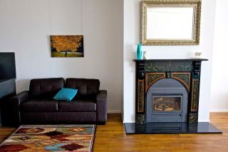 Penguin Beachfront Apartments - 4