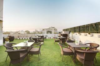 Saltstayz Select - Huda City Center - 7