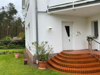 M9 Ferienwohnung mit Balkon am Waldrand im Ostseeland - 5