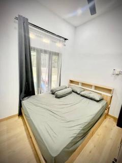 Modern House with 2 Bedrooms - 5