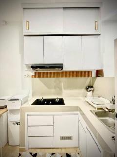 Modern House with 2 Bedrooms - 1