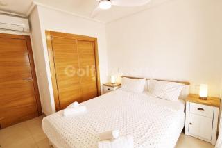 Lovely Ground Floor 2 Bed with Golf Course Views - Sucina - 3