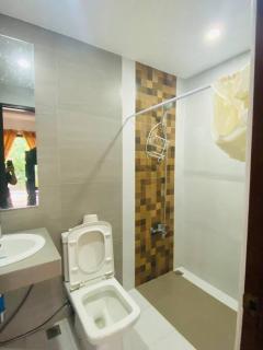 Cozy Retreat for Up to 6 Guests in Pagudpud - Pagudpud - 1