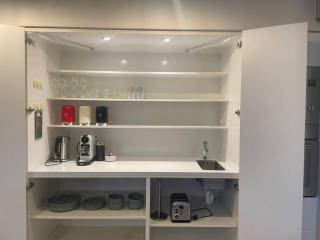 Spacious 4 Bed Family Home - 9