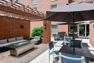 Hampton Inn & Suites Charlottesville at the University - Charlottesville - 7