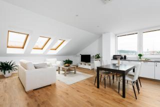 MIA Cozy Apartment with Prague Castle View, Parking & AC - Prague - 4