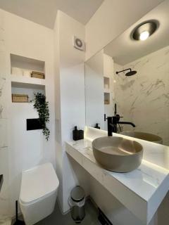 URBAN RAW Calea Victoriei - next to The Old Town - Bucarest - 8