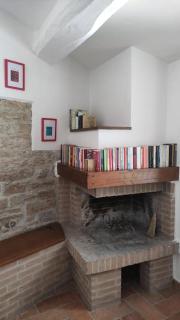AGRITURISMO BUON VENTO, Appartamento LA CASA DEI MILLEFIORI un magico bouquet a Gubbio, Italy - Gubbio - 0