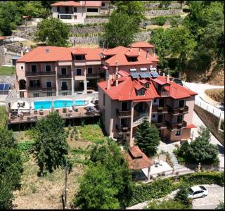 Villa Virginia Hotel - Karpenision - 5