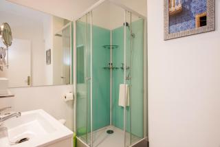 PH Downtown Suites - 9