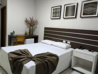 Papagaio Hotel - Guaíra - 5